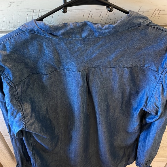 Francesca’s Button Down - Picture 6 of 6